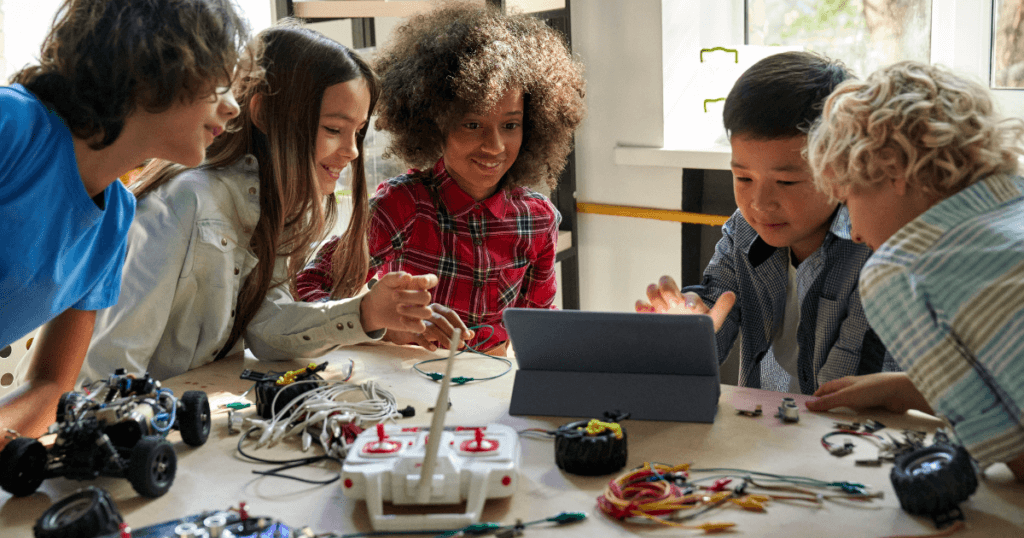 SEL In The K-12 Classroom: How Maker Education Fits In – Blog